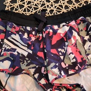 Lululemon Running shorts paint splatter print Black Navy Pink White